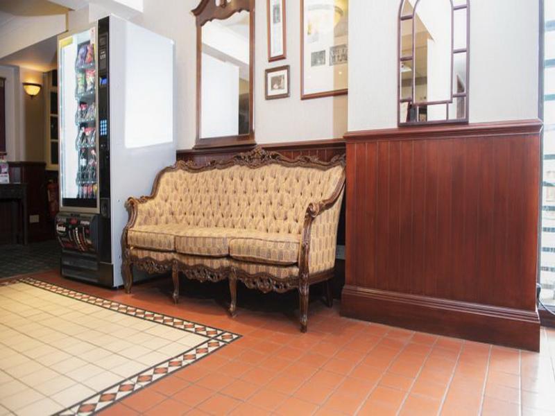 Paddington House Hotel Warrington Esterno foto